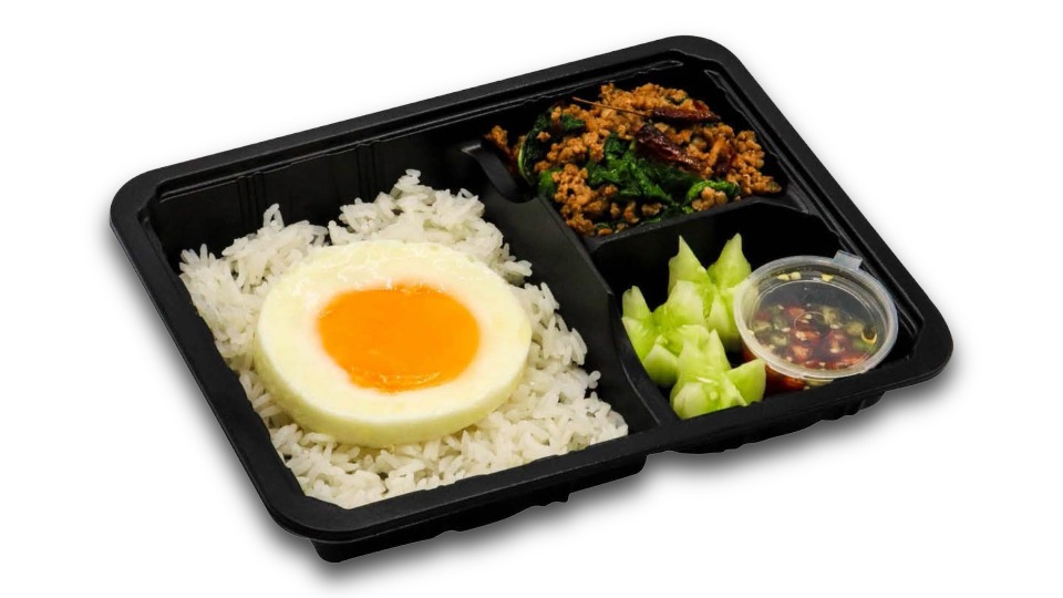 ข้าวหน้าเนื้อสับผัดพริกแห้งใบยี่หร่า + ไข่ดาว (Khaao Nah Nua Sub Pad Prig Bai Yee-Raa + Khai Daao) — Baan Khanitha Express Meal Box